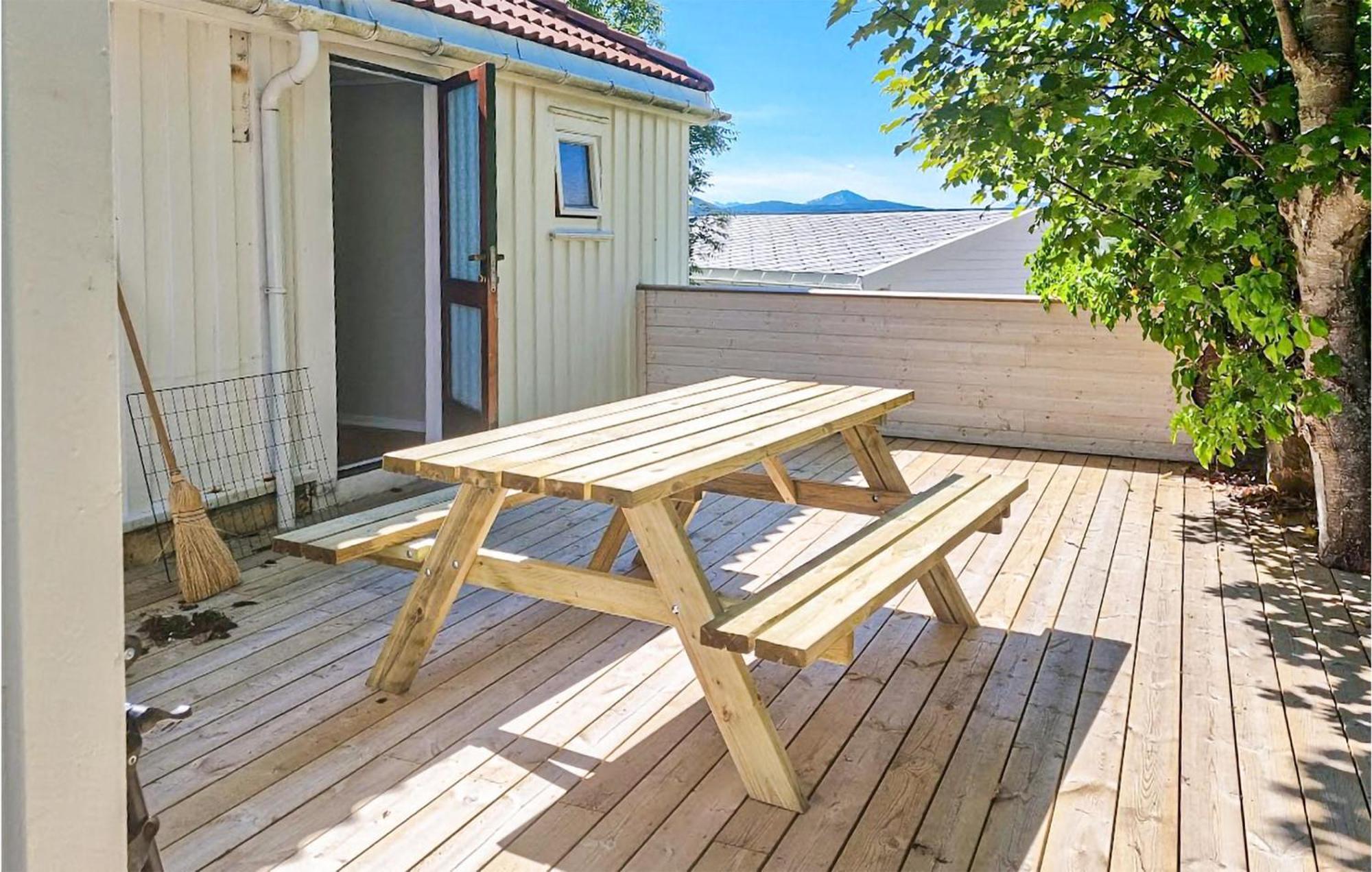 Awesome Home In Kristiansund With House Sea View Kültér fotó