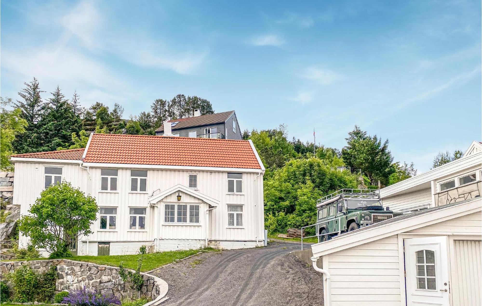 Awesome Home In Kristiansund With House Sea View Kültér fotó