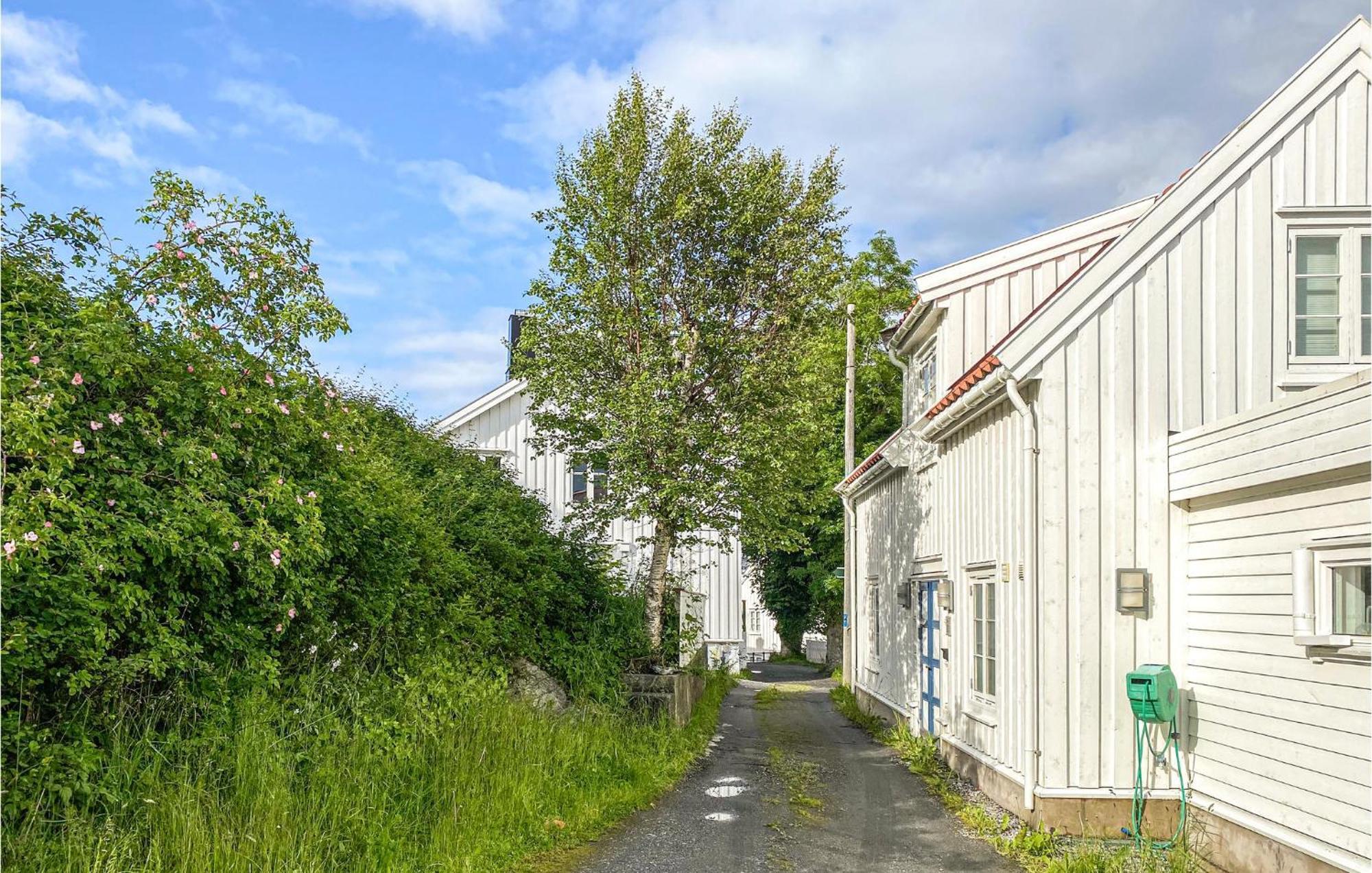 Awesome Home In Kristiansund With House Sea View Kültér fotó
